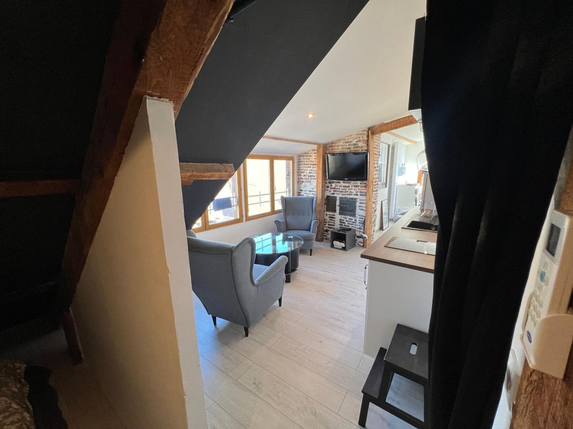 Bellevue Appartement Sous Les Toits Hypercentre Climatise Dole Dış mekan fotoğraf